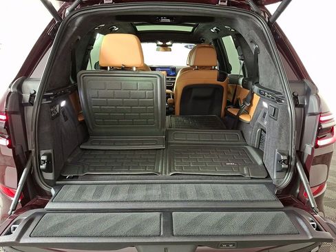 Certified 2024 BMW X7 xDrive40i w/ Executive Package image 30