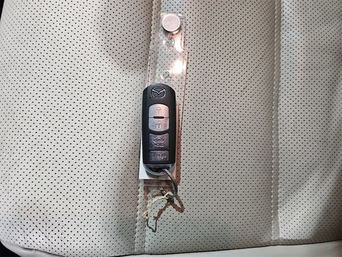 Used 2015 MAZDA MAZDA6 Grand Touring image 37