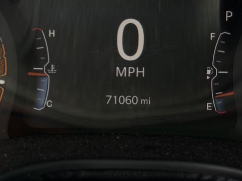 Used 2023 Jeep Compass Trailhawk AWD/4WD image 14
