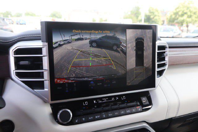 Used 2025 Toyota Sequoia Capstone AWD/4WD image 21