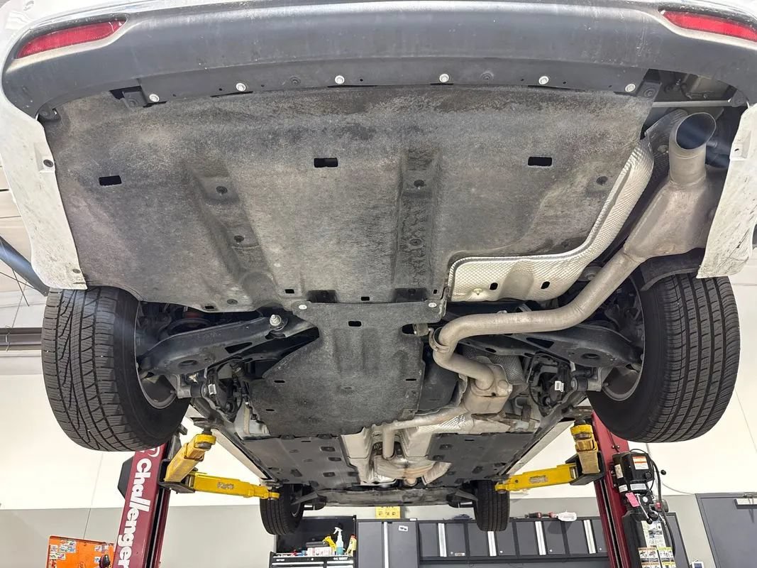 Used 2024 Chrysler Pacifica Touring-L FWD image 39