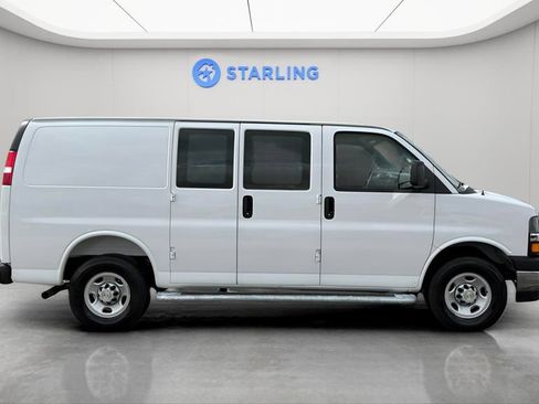 Used 2025 Chevrolet Express 2500 w/ Driver Convenience Package RWD image 12
