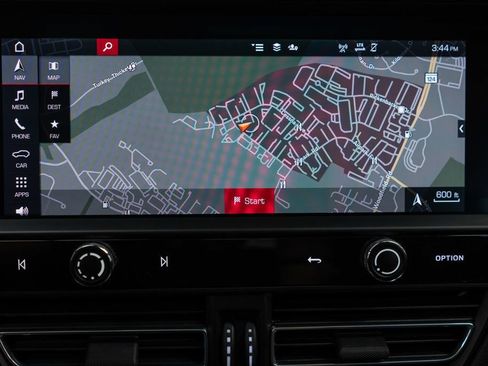 Used 2023 Porsche Macan Turbo image 22