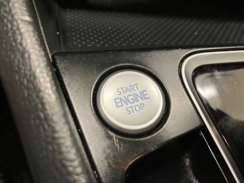 Used 2019 Volkswagen Jetta SE image 29