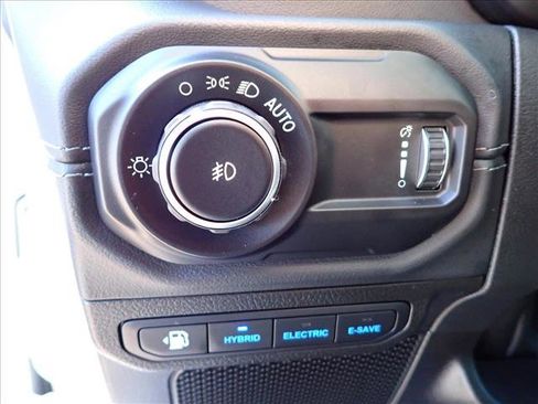 Used 2024 Jeep Wrangler High Altitude AWD/4WD image 14