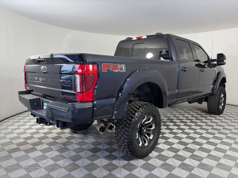 Used 2021 Ford F250 Lariat w/ Lariat Ultimate Package AWD/4WD image 7