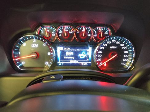 Used 2020 Chevrolet Tahoe LS w/ Enhanced Driver Alert Package AWD/4WD image 23