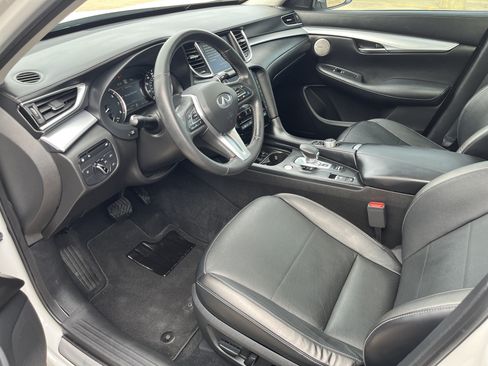 Used 2022 INFINITI QX50 Essential FWD image 8