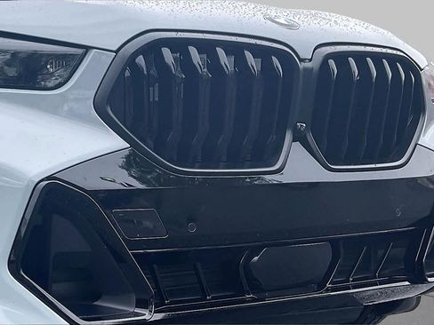 Used 2026 BMW X6 xDrive40i AWD/4WD image 31