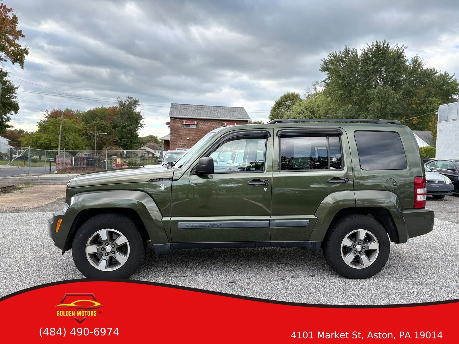 Used 2008 Jeep Liberty Sport w/ Popular Equipment Group AWD/4WD image 4