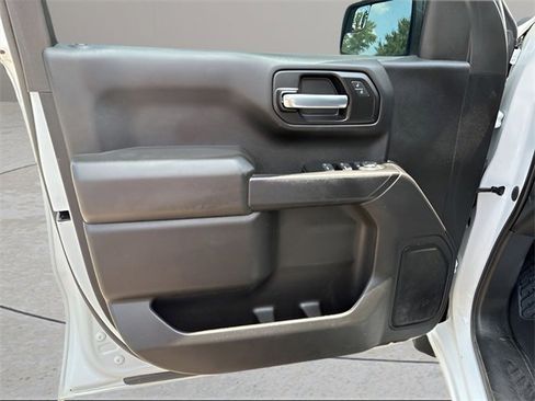 Used 2022 Chevrolet Silverado 1500 Custom Trail Boss image 6