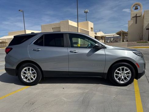 Used 2023 Chevrolet Equinox LT image 6