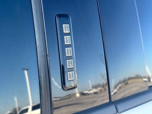 Used 2019 Ford F250 Lariat w/ Lariat Ultimate Package image 12