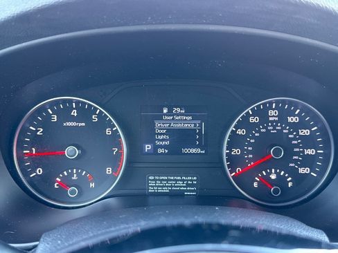 Used 2020 Kia Sportage LX AWD/4WD image 24