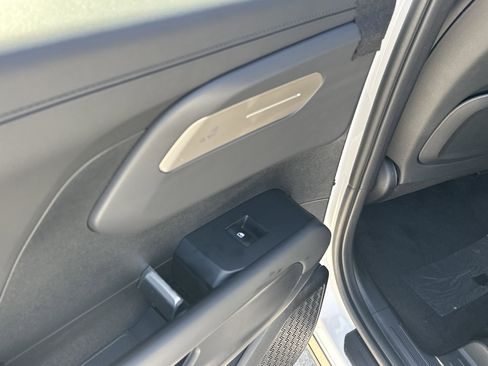 New 2027 Kia Telluride S image 12