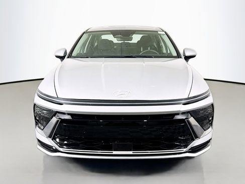 Used 2025 Hyundai Sonata SEL image 2