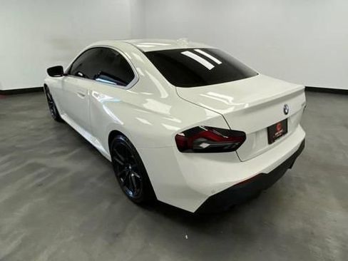 Used 2022 BMW 230i Coupe w/ Premium Package 2 RWD image 3