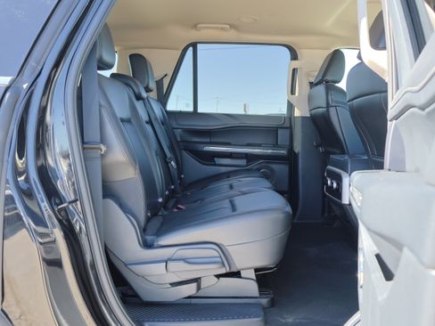 Used 2024 Ford Expedition Max XLT image 36