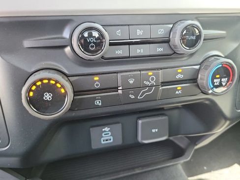 New 2024 Ford F350 XLT RWD image 26