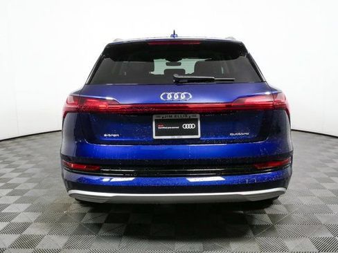 Used 2023 Audi e-tron Premium Plus w/ Premium Plus Package AWD/4WD image 28