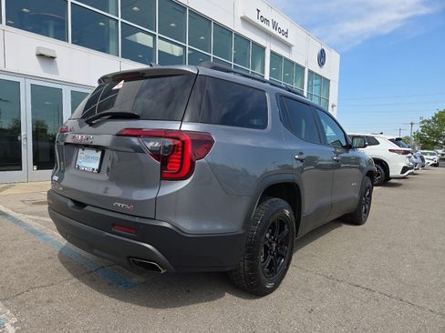 Used 2022 GMC Acadia AT4 w/ Technology Package AWD/4WD image 10