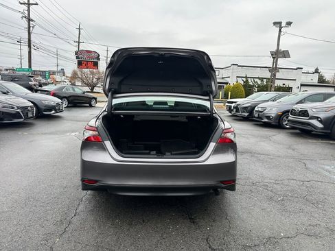 Used 2023 Toyota Camry LE image 30