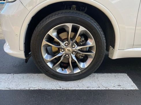 Used 2019 Dodge Durango R/T w/ Technology Group RWD image 12