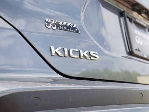 Used 2024 Nissan Kicks SR FWD image 29