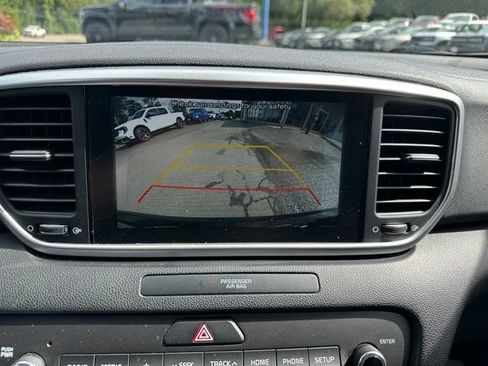Used 2020 Kia Sportage LX AWD/4WD image 30