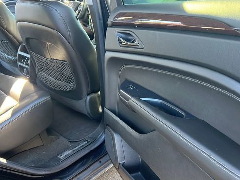 Used 2013 Cadillac SRX Luxury w/ Driver Awareness Package image 34
