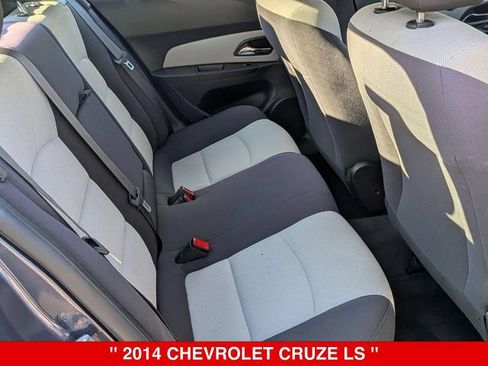 Used 2014 Chevrolet Cruze LS FWD image 28