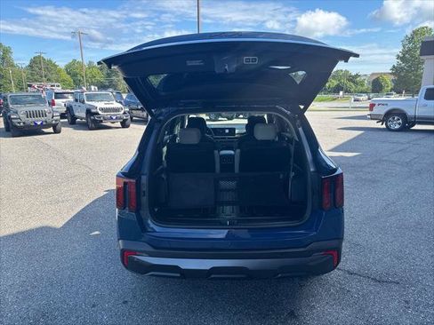 Used 2025 Kia Sorento X-Line EX AWD/4WD image 23