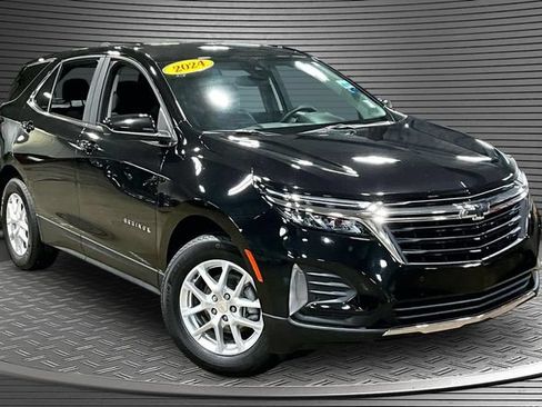 Certified 2024 Chevrolet Equinox LT w/ LPO, Floor Liner Package FWD image 3