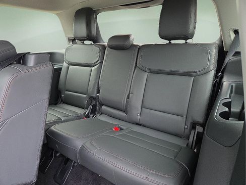 New 2025 Ford Expedition Active image 11