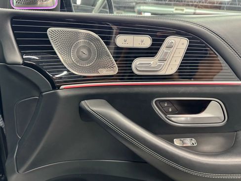 Used 2021 Mercedes-Benz Maybach GLS 600 4MATIC image 34