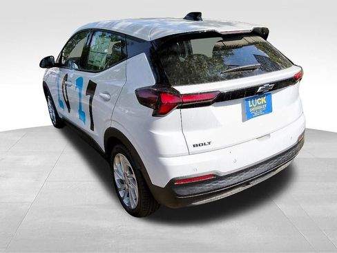 New 2027 Chevrolet Bolt LT w/ Comfort Package FWD image 17