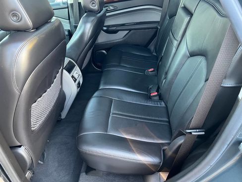 Used 2011 Cadillac SRX Luxury image 23