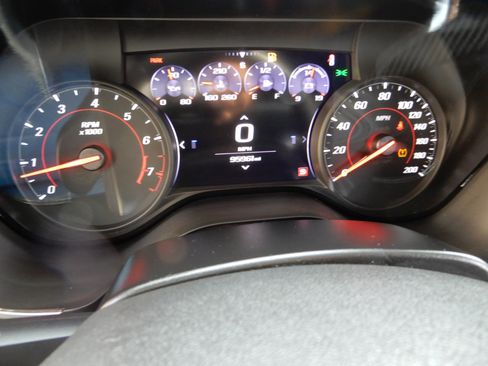 Used 2019 Chevrolet Camaro SS image 13