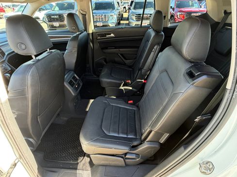 Used 2019 Volkswagen Atlas SEL Premium image 20