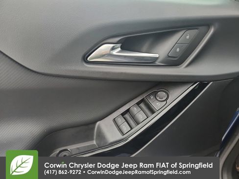 Used 2025 Chevrolet Equinox LT w/ Convenience Package II FWD image 21
