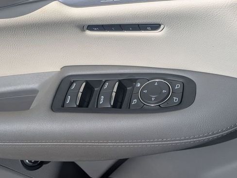 Used 2023 Cadillac XT5 Premium Luxury w/ LPO, Floor Liner Package AWD/4WD image 16