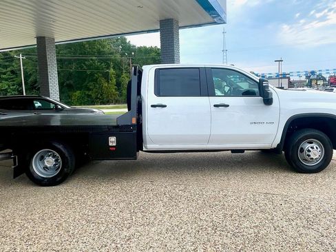 New 2025 Chevrolet Silverado 3500 W/T w/ WT Convenience Package AWD/4WD image 2