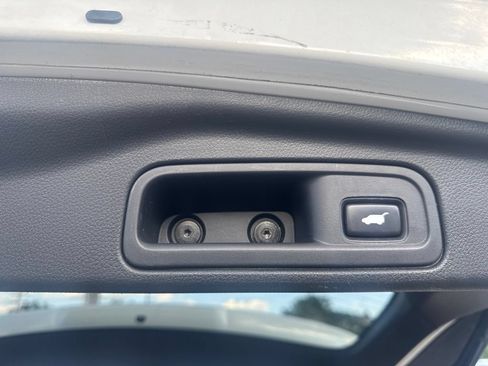 Used 2016 Honda Pilot Elite image 19