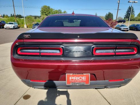 Used 2022 Dodge Challenger GT w/ Blacktop Package image 5