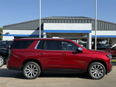 New 2026 Chevrolet Tahoe Premier image 3
