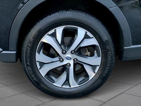 Used 2022 Subaru Outback Touring XT image 10