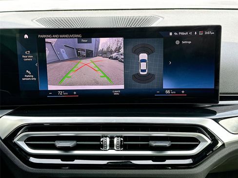 Certified 2023 BMW 330i xDrive Sedan w/ Driving Assistance Package image 14