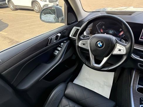 Used 2024 BMW X7 xDrive40i w/ Executive Package image 34