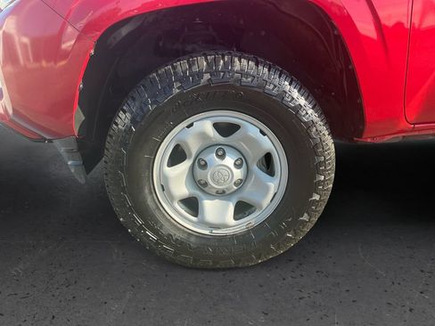 Used 2016 Toyota Tacoma SR RWD image 13