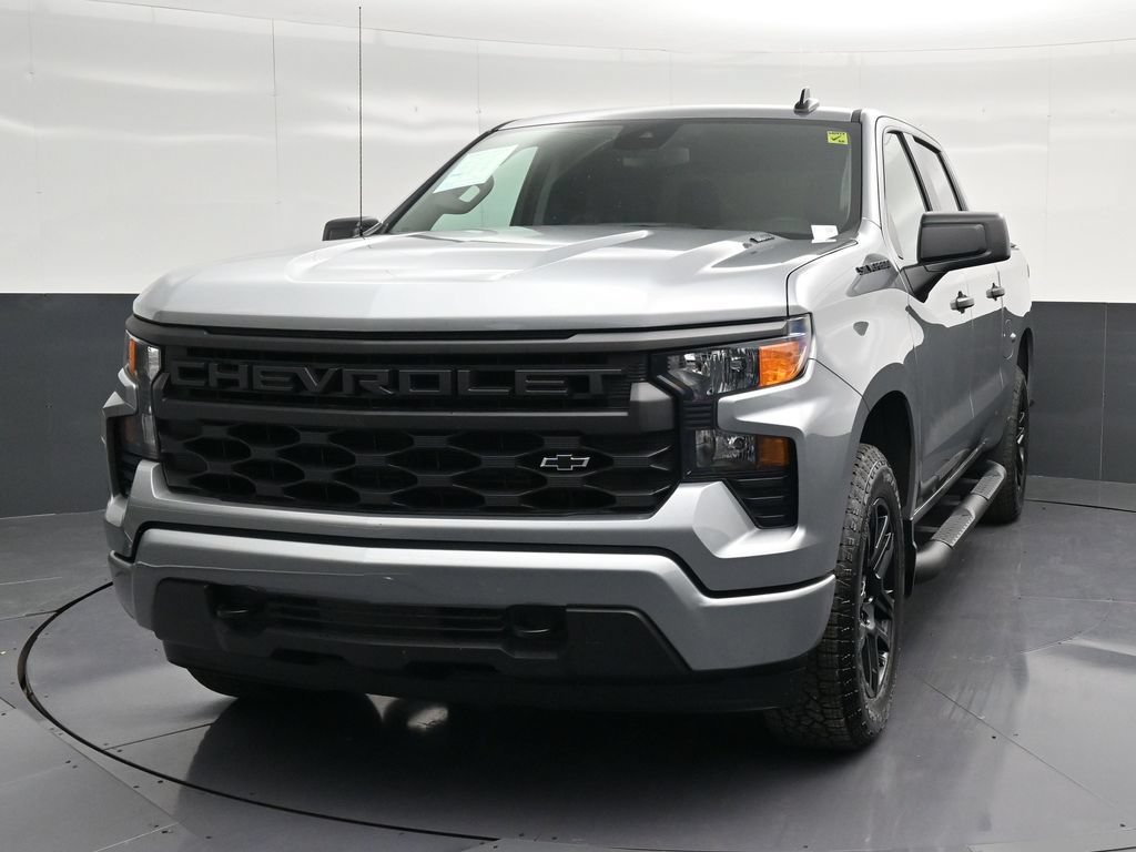 Used 2026 Chevrolet Silverado 1500 Custom w/ Turbomax Blackout Package RWD image 7